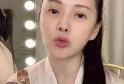 娱乐圈近日最火爆料,某明星恋情曝光，引发网友热议！